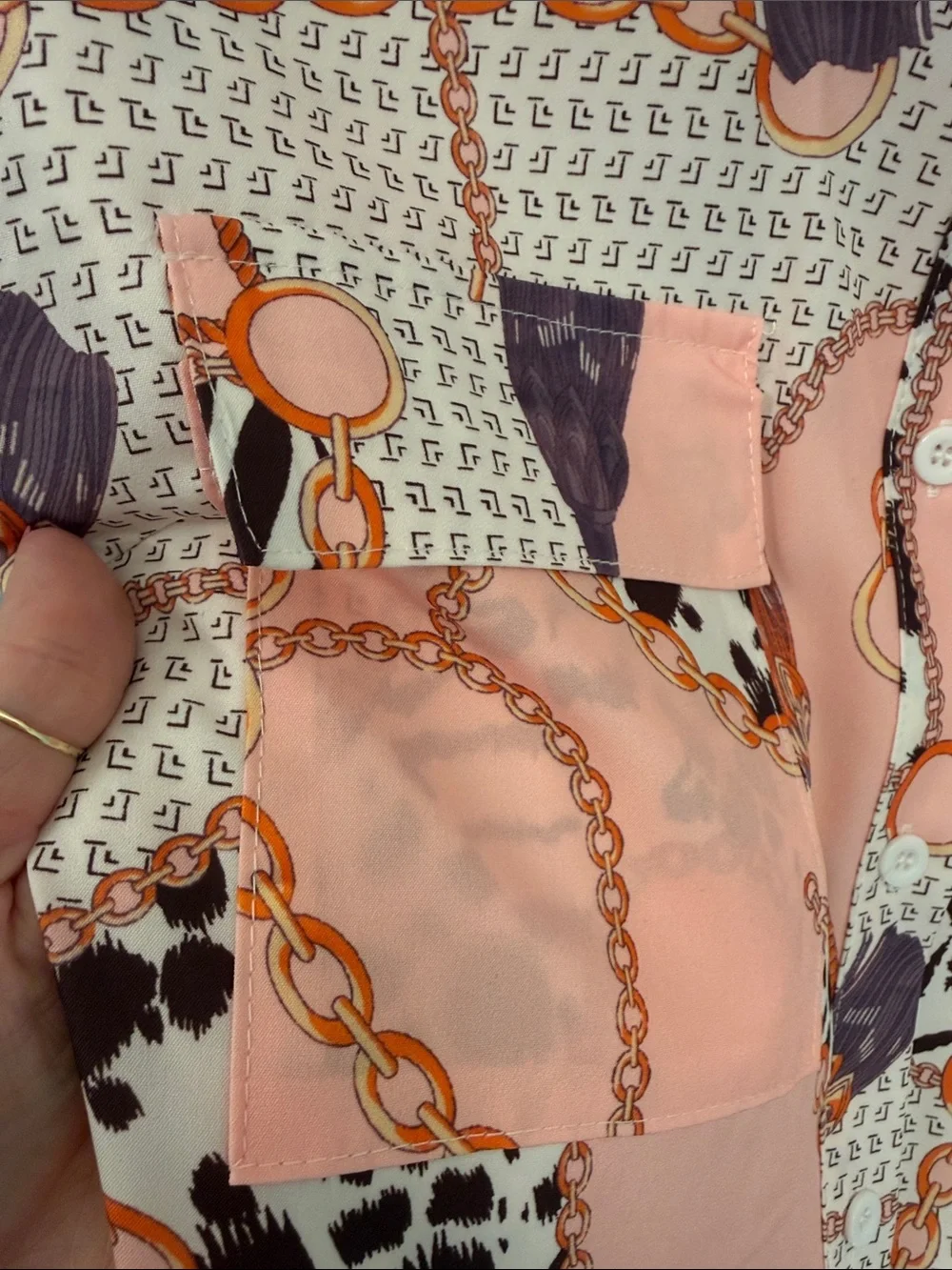 Silky Chain Print Button-Down Blouse - Pink Ptp 21” - Picture 4 of 10